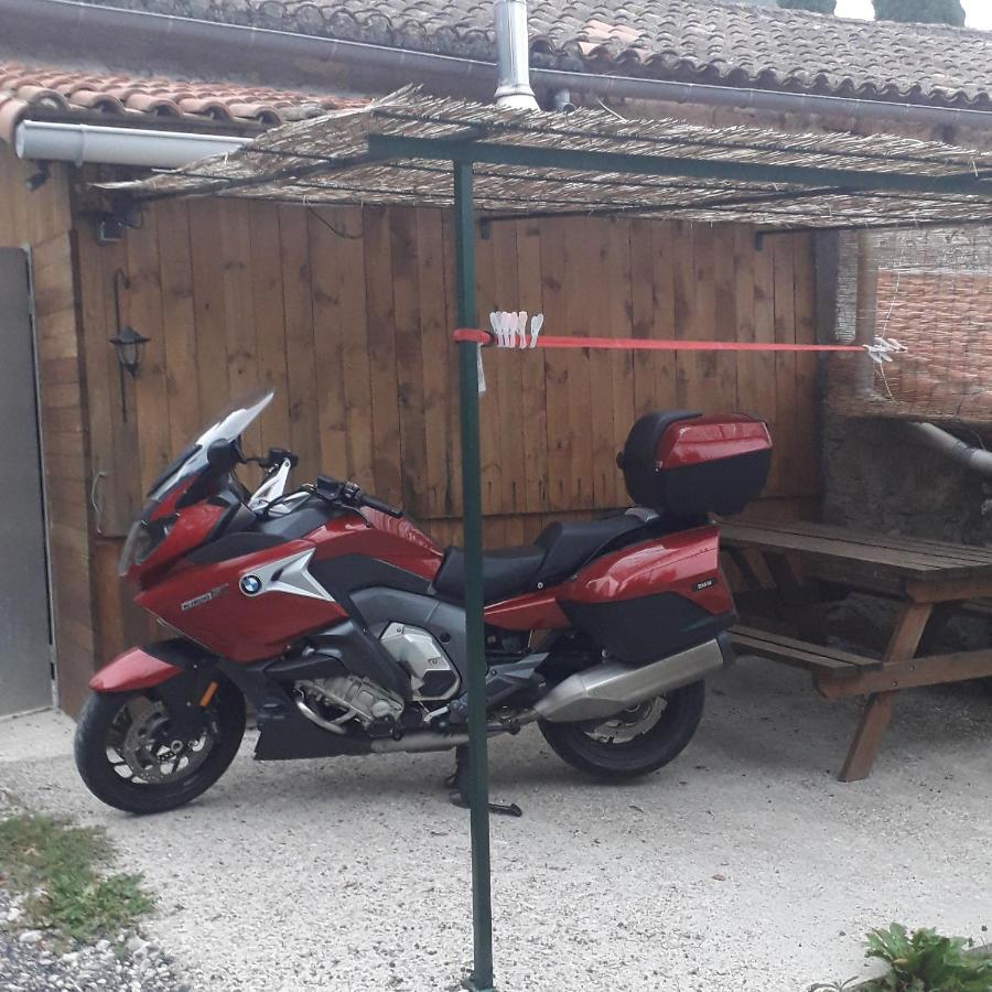 Les Tremieres Bed and Breakfast Saint-Paul-des-Fonts Εξωτερικό φωτογραφία