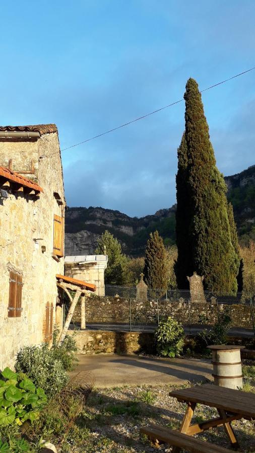 Les Tremieres Bed and Breakfast Saint-Paul-des-Fonts Εξωτερικό φωτογραφία
