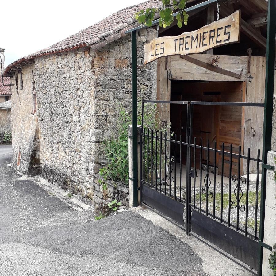 Les Tremieres Bed and Breakfast Saint-Paul-des-Fonts Εξωτερικό φωτογραφία