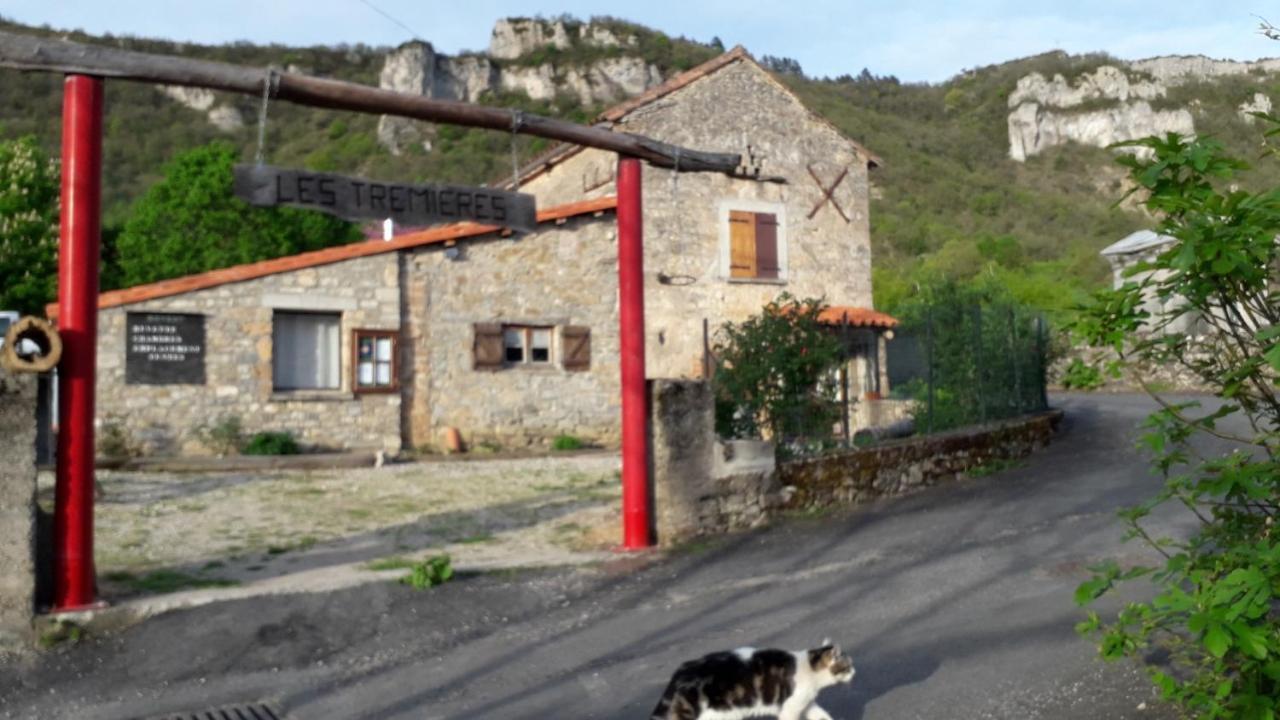 Les Tremieres Bed and Breakfast Saint-Paul-des-Fonts Εξωτερικό φωτογραφία